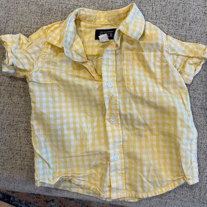 The Children’s Place gingham button down shirt, boys